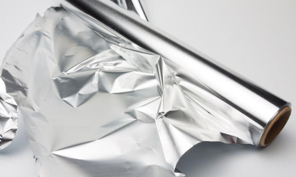 Le Papier Aluminium : L’Outil de Survie Inattendu à Toujours Avoir