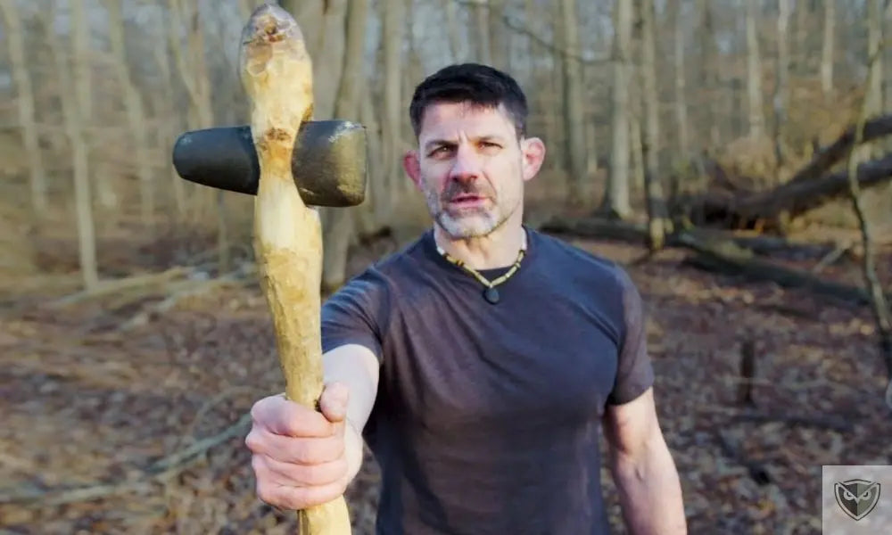 Survie en Nature : 3 Armes de Défense Simples à Fabriquer