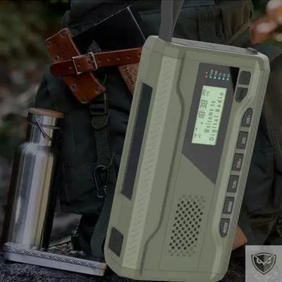 BIVOUAK™ Radio d'Urgence Survie Digitale Dynamo MULTI-FONCTIONS survieprotek