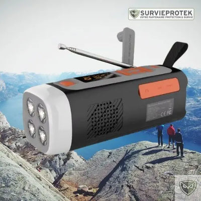 BIVOUAK_Radio_portable_multifonction_avec_recharge_solaire_et_manivelle_visu_3