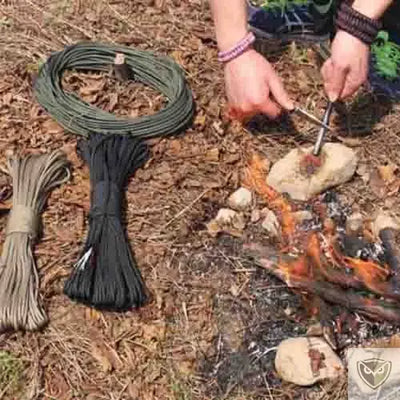 Bivouak™ Paracorde 550 de Survie Multi-fonctions pour allumer un feu